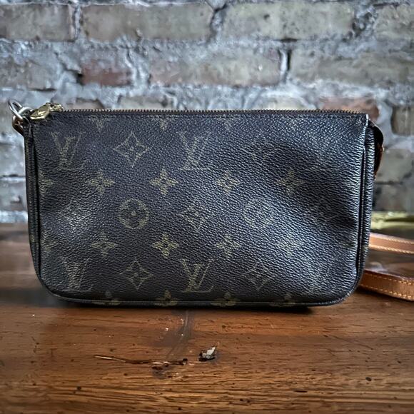 Vintage Louis Vuitton 1999 Monogram Pochette Accessoires Long Strap Bag - Picture 2 of 15